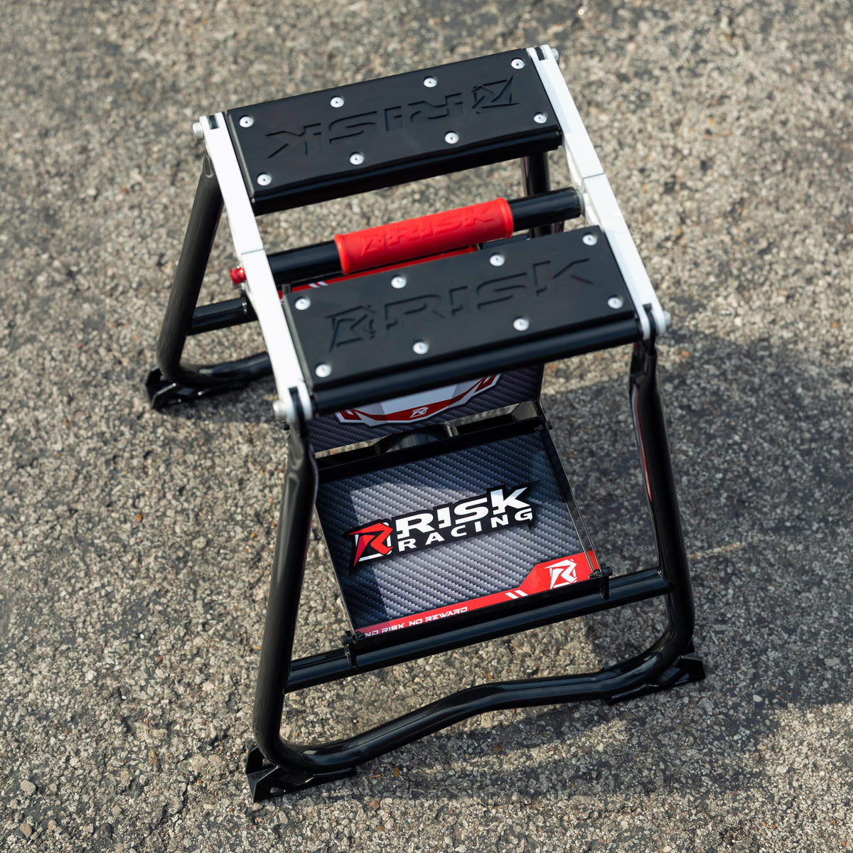 Risk Racing F.F.S. Factory Fold Stand nella fossa